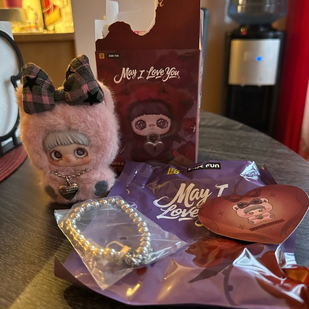 MayMei blind box plush figure - May I Love you series